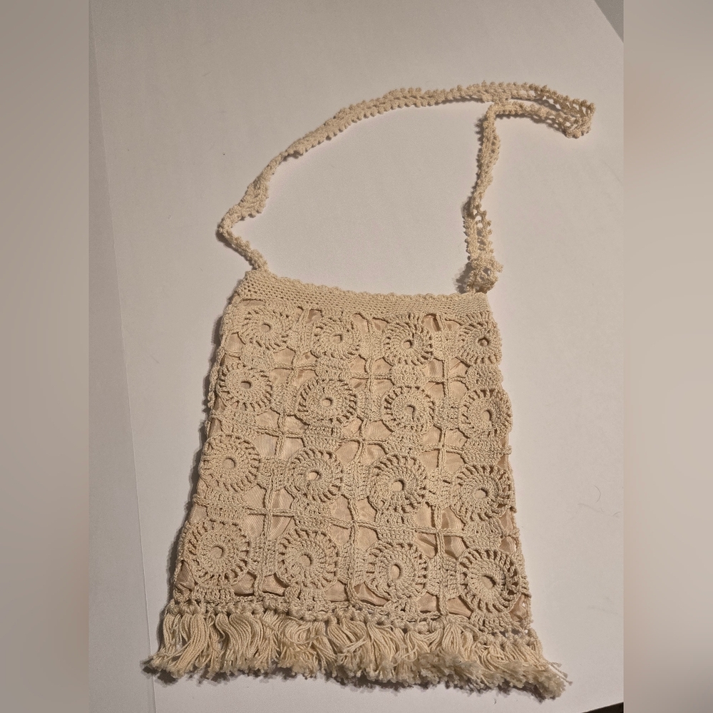 Chic Beige Crochet Shoulder Bag